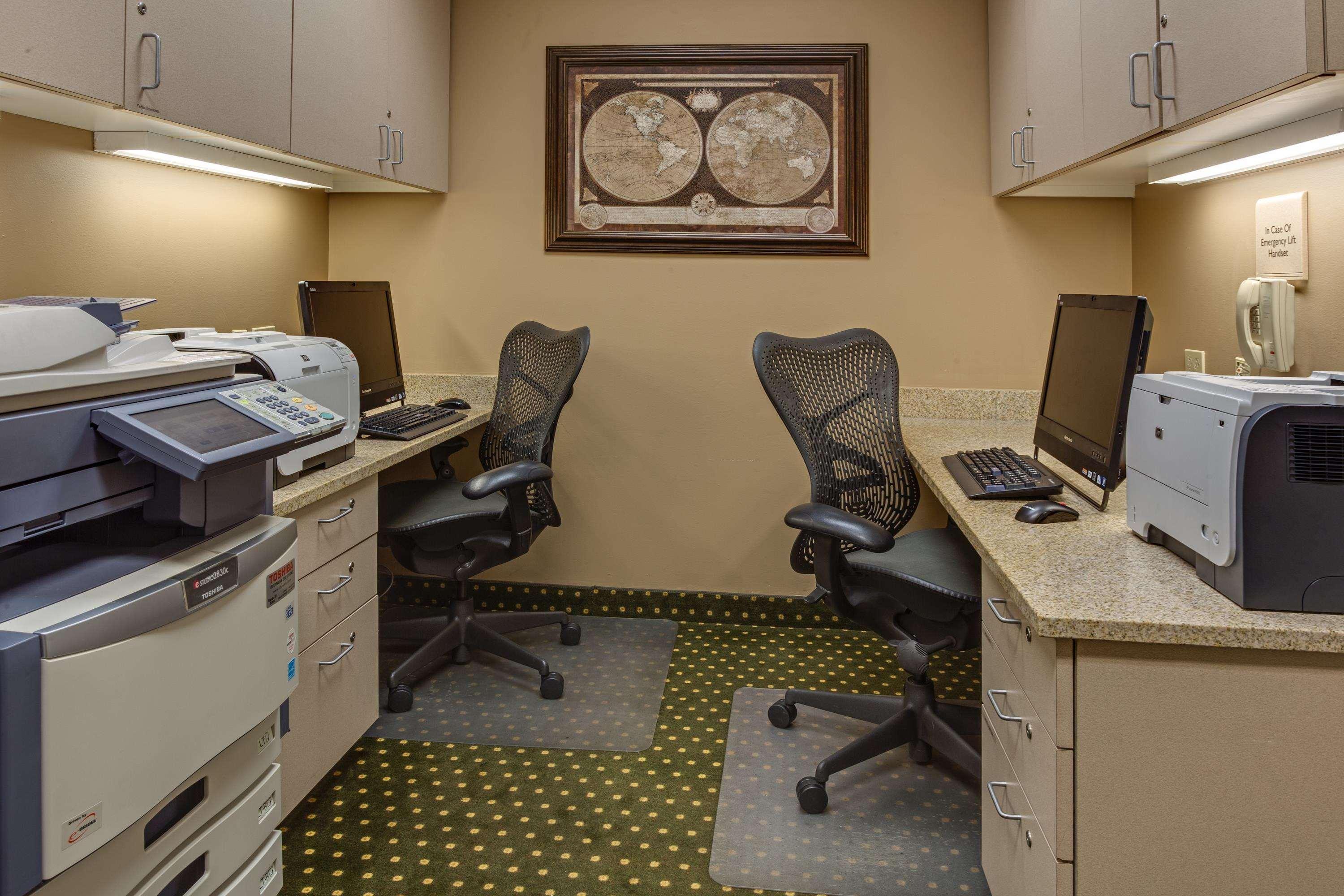Hilton Garden Inn Cleveland Airport Fairview Park Zewnętrze zdjęcie