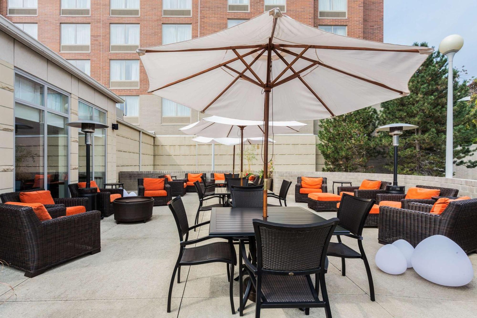 Hilton Garden Inn Cleveland Airport Fairview Park Zewnętrze zdjęcie